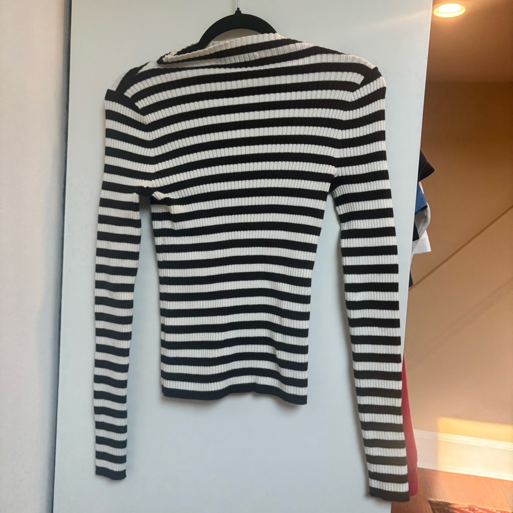 Coffee Brown and White Striped Ribbed Top - Picture 4 of 4